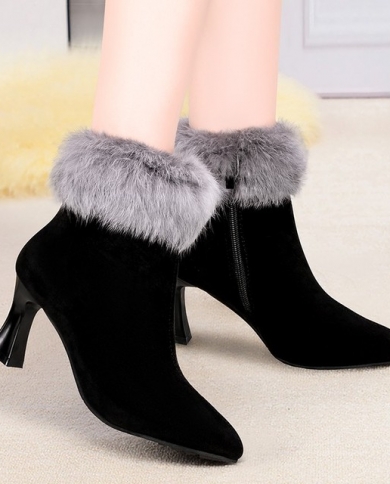 Heeled winter outlet booties