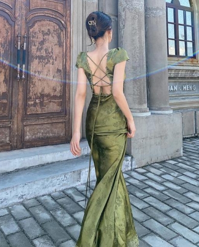 Elegant Green V Neck Satin Jacquard 