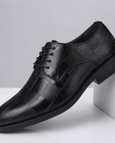 versatile casual shoes