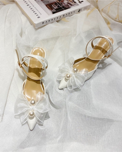أحذية الزفاف الجديدة الجنية عالية الكعب اللؤلؤ القوس أحذية الزفاف الأميرة أحذية الزفاف الصنادل النسائية