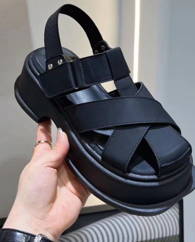 New style elegant on sale buckle strap sandals