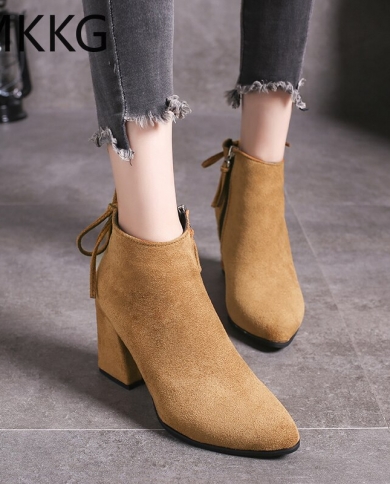 botas femininas נשים קזואל באיכות גבוהה להקה נוחים מגפי עקב גבוה ליידי פנאי רחוב מגפונים שחורים