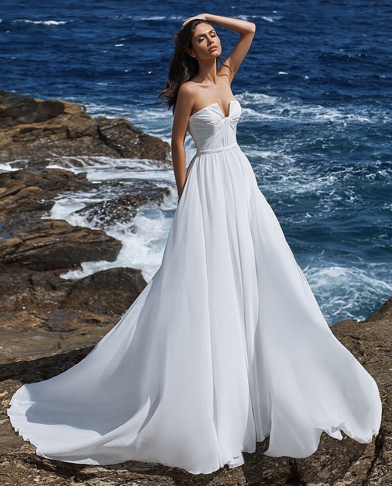 Simple A Line Strapless Chiffon Wedding Dresses For Women