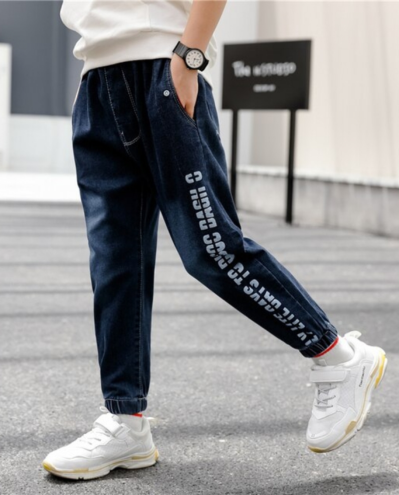 Street Style 2018 New Jeans Street Style Mens Jeans Style 2018