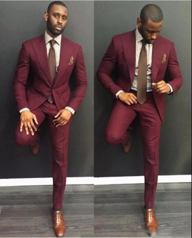 Groomsmen 2024 suits maroon