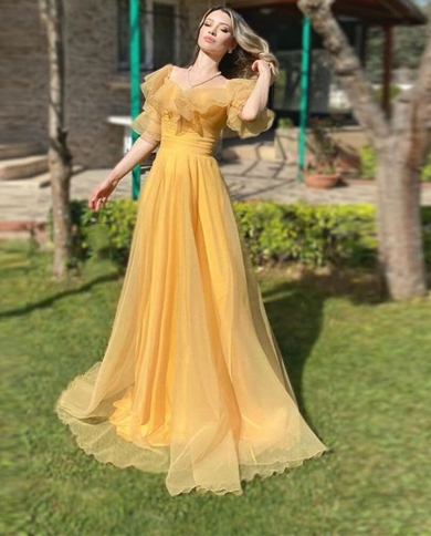 Customized prom outlet dresses