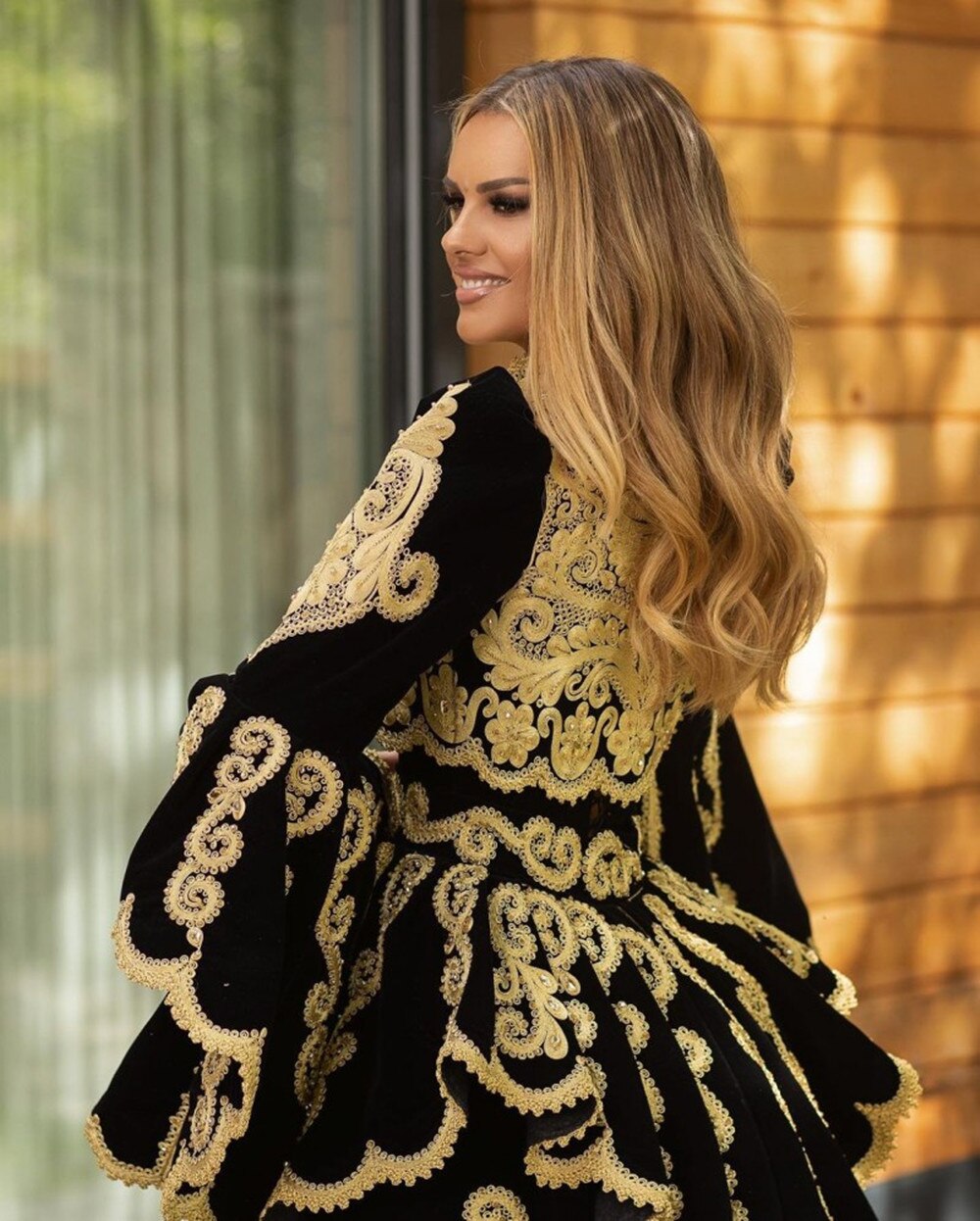2023 Vestidos Formales Traditional Kosovo Albanian Evening Dresses For  Women Velvet Flared Sleeves Applique Split Prom D Color Blue US Size 18W