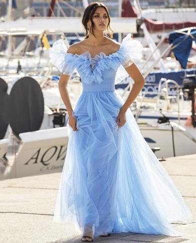 Baby blue hotsell sweetheart neckline dress