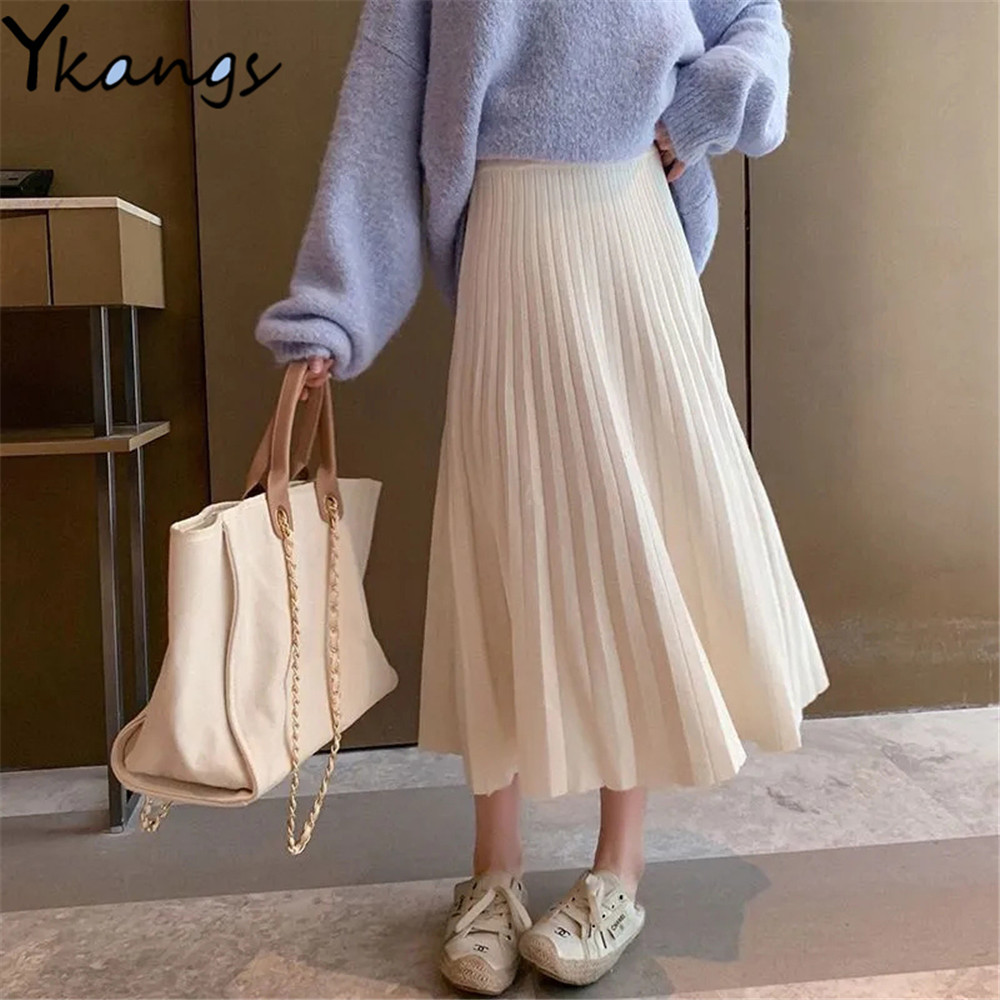 Beige office outlet skirt