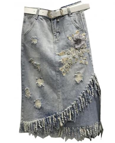 ציצית לא סדירה חצאית גינס נשים קיץ חדש אופנה גבוהה חור רקום פרח חרוזים גינס חצאית קווים