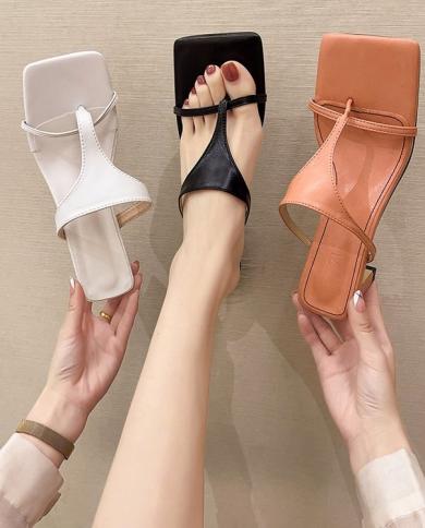 2023 Fashion Summer Women Design Mules Sandals Causal Flip Flop High Heels  Slides Ladies Squared Heels