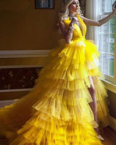 אפליקציות צהובות שכבות צהובות שמלות ערב רשמיות צוואר V לא סדיר רכבת טאטוא שמלות ארוכות שמלות נשף שמלת קו שמלות נשים גבוה