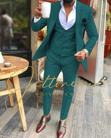 Green Slim-Fit Suit 3-Piece  Slim fit suit, Slim fit suit men, Slim fit  suits