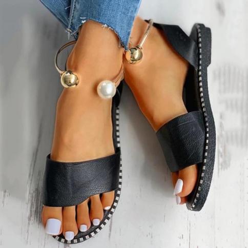 סנדלי נשים קיץ עם חרוזים פנינה נעלי קזואל שטוחות לשנת 2023 סנדליות נעלי בית לנשים כפכפי כפכפים פאם