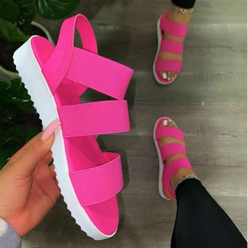 סנדלי נשים קיץ נעלי קזואל חלולות צבע אחיד להחליק על תחתית עבה תחתית אלסטית נעלי גומי לנשים בתוספת מידה 2023