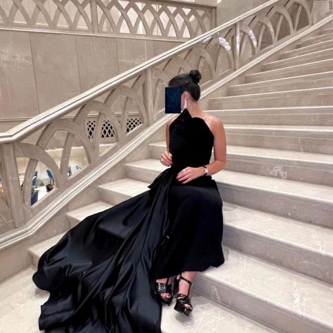 Black Mermaid Saudi Arabic Evening Dresses Strapless Mono Satin Dubai Formal Dress With Skirt Long Wedding Party Gowns Color Burgundy US Size Custom Size Black Mermaid Saudi Arabic Evening Dresses Strapless Mono Satin Dubai Formal Dress With Skirt Long Wedding Party Gowns Color Burgundy US Size Custom Size