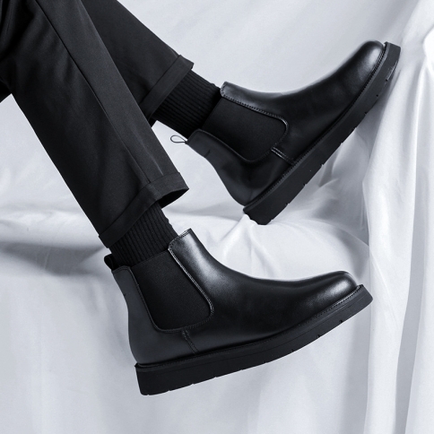 סתיו וחורף סט חדש של כפות רגליים בסגנון בריטי כדי לעזור לגברים עם סוליות עבות כתמים שחורים כתמים עגולים מרטין מגפיים 86270-y bat