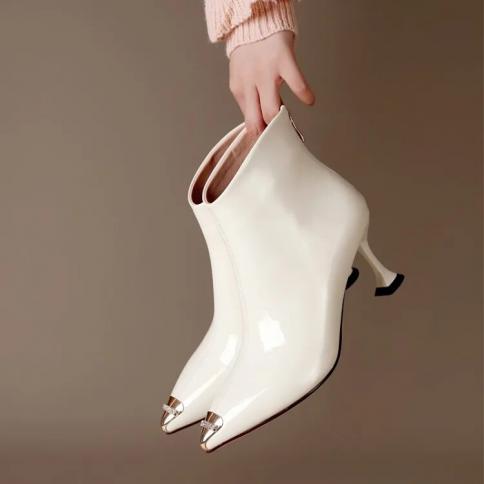 אוברסייז מידה גדולה מידה גדולה נעלי נשים סתיו וחורף באיכות גבוהה עקב דק עקב דק אבזם מתכת נעלי נשים