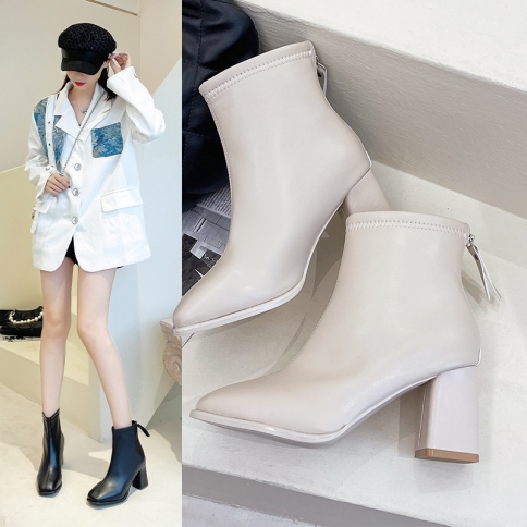סתיו וחורף נעלי נשים חדשות באינטרנט סלבריטי xiaoxiangfeng מגפי מרטין אופנתיים ורב-תכליתי