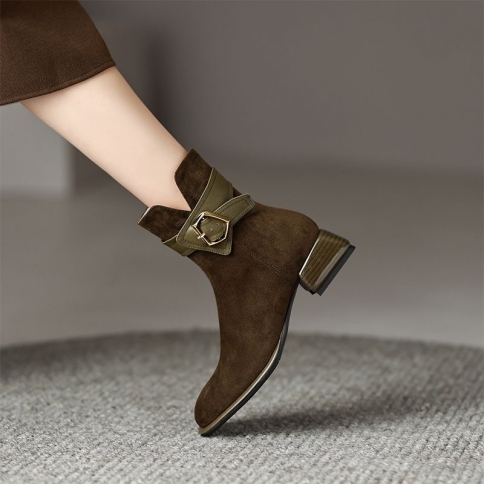 נעלי נשים מגפיים קצרים עקב עבה לנשים אצבע מרובעת בתחילת הסתיו מגפי יחיד צרפתי רטרו אבזם עור נובוק