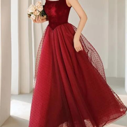 ankle length graduation dress Zapaka Women Cute White Bateau Short Graduation Dress Long Sleeves Lace-Up Back Commencement Dress with Lace, White / US4 main image 1