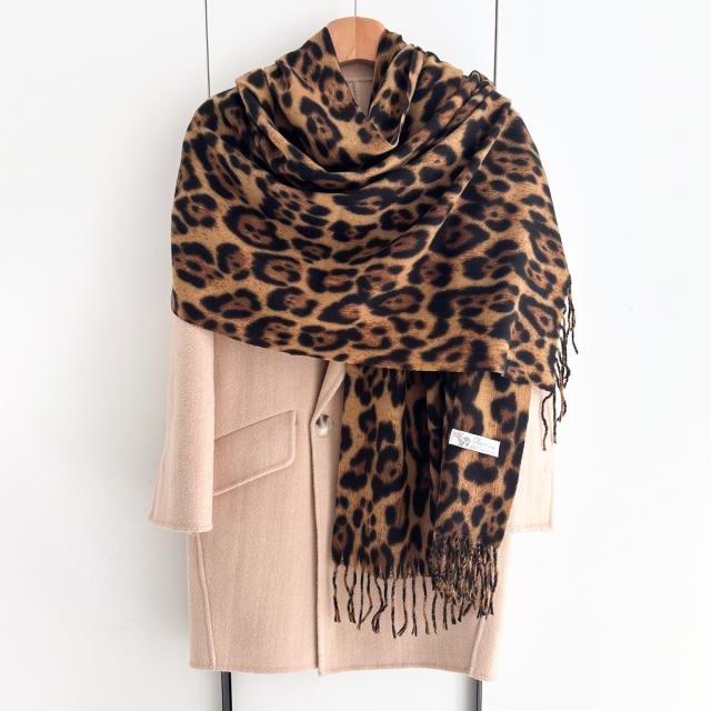 צעיף מחמם צוואר חורף לנשים עם הדפס נמר ציצית פשמינה צעיף חיג'אב מזוייף קאס