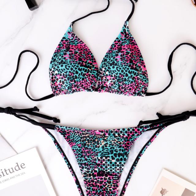 סט ביקיני מפוצל שני חלקים לנשים רצועות קיץ והדפס נקודות צבעוניים עם שרוכים