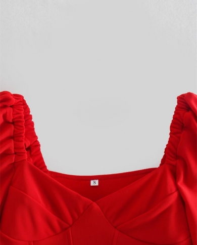 Порно фото красная блузка черная юбка