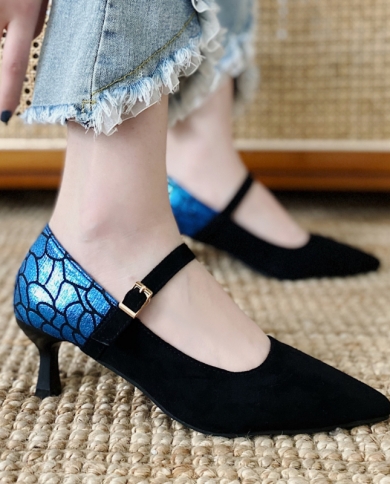 Cute pumps store
