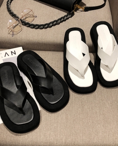 Fake designer sales flip flops