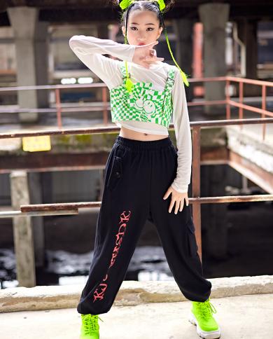 Crop top on sale outfits for girls