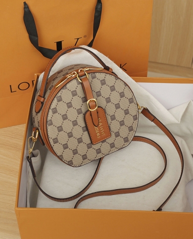 Round bag hotsell trend