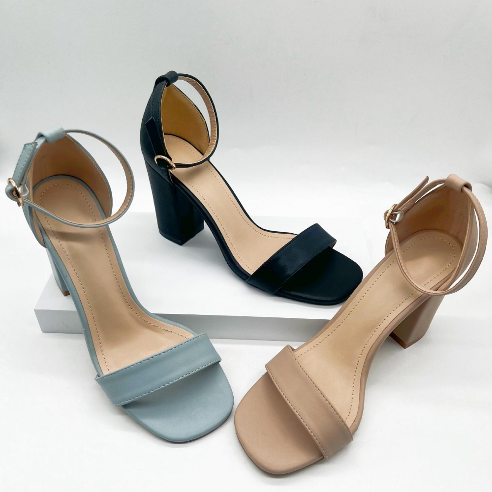 Single toe strap heels top