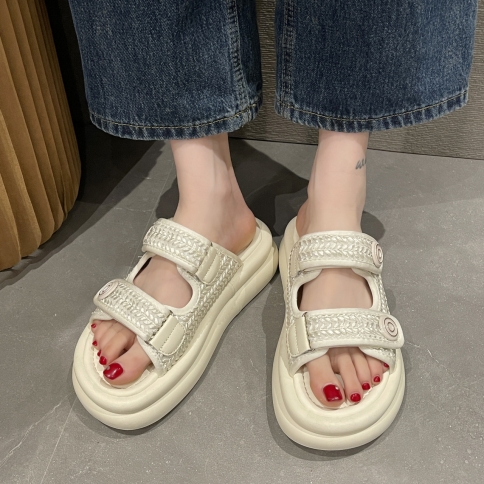Belt hotsell slippers models