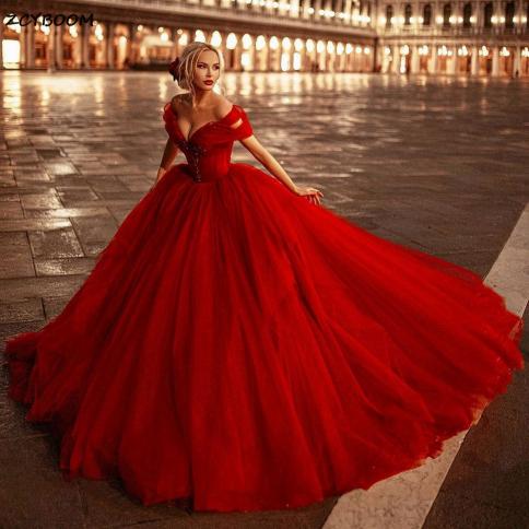 Big puffy red dress online