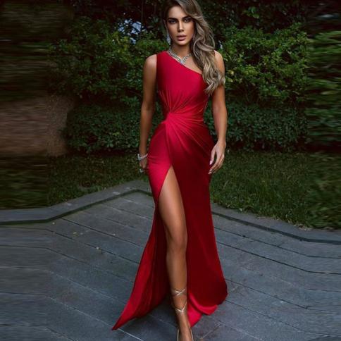 Women's Red Formal Dresses & Evening Gowns