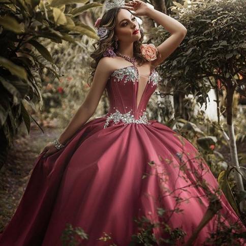 Beaded Sweet 16 Quinceanera Dresses Ball Gown Crystals Satin