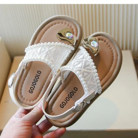 Cool slippers for girls online