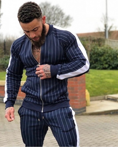 Sweatshirt and sweatpants set mens hotsell